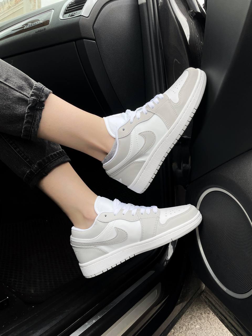 Nike Air Jordan Retro 1 Low Light Grey