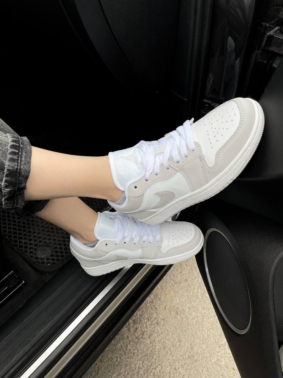 Nike Air Jordan Retro 1 Low Light Grey