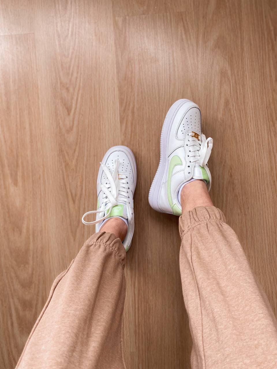Nike Air Force 1 Mini Swoosh Lime Light