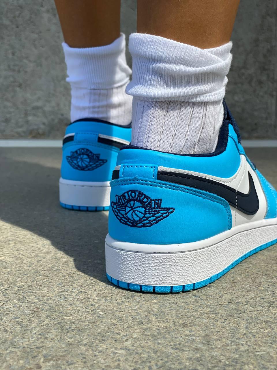 Nike Air Jordan 1 Retro Low University Blue