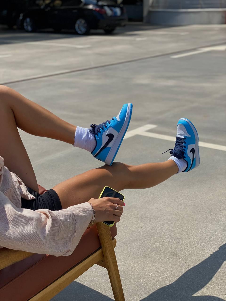 Nike Air Jordan 1 Retro Low University Blue