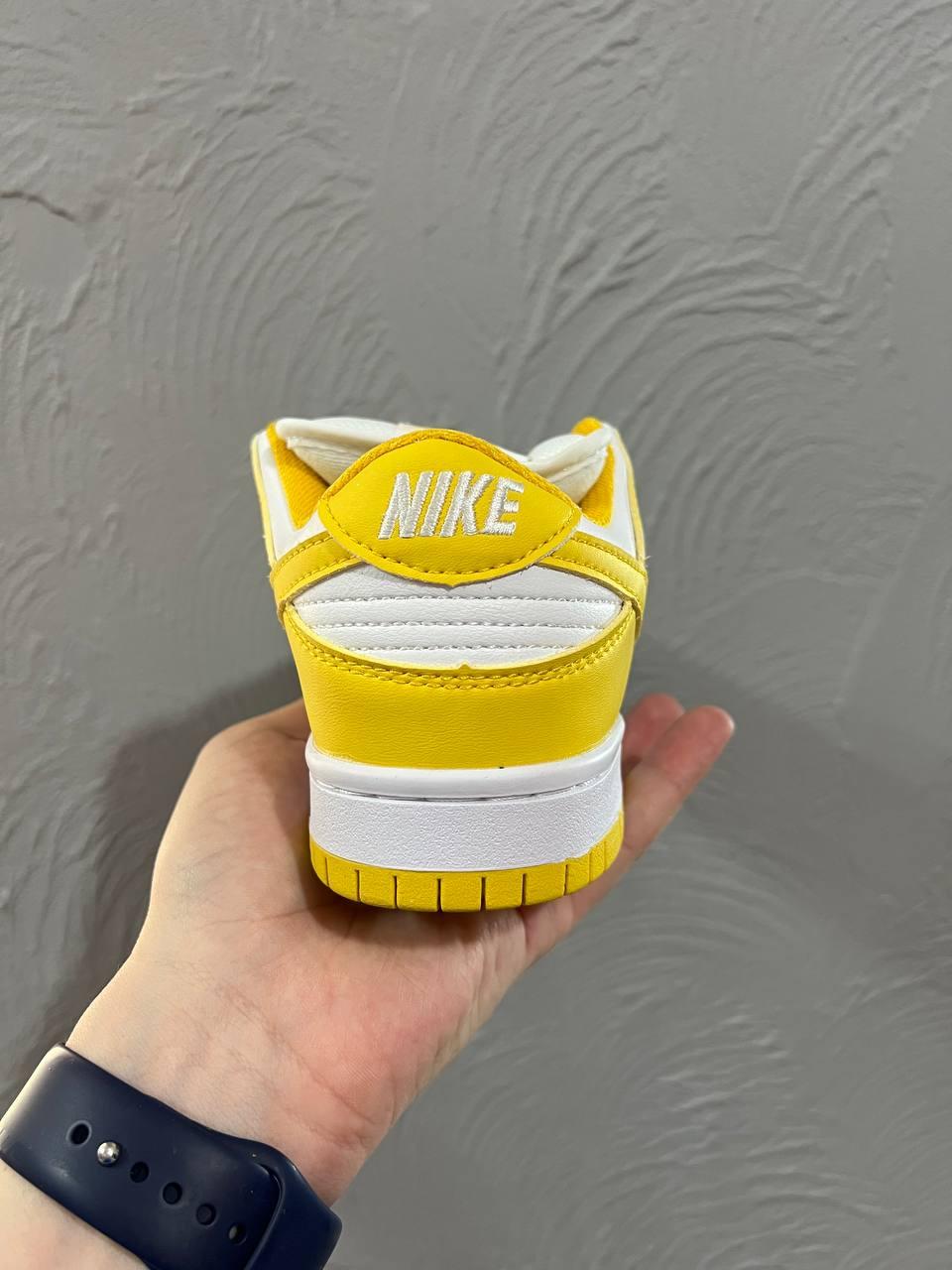Nike SB Dunk Low Yellow White