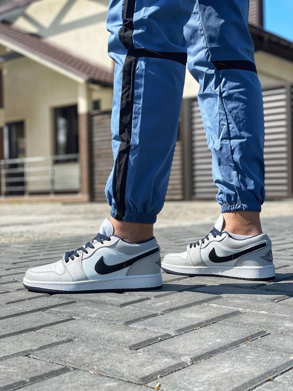 Nike Air Jordan Retro 1 Low Grey Black White