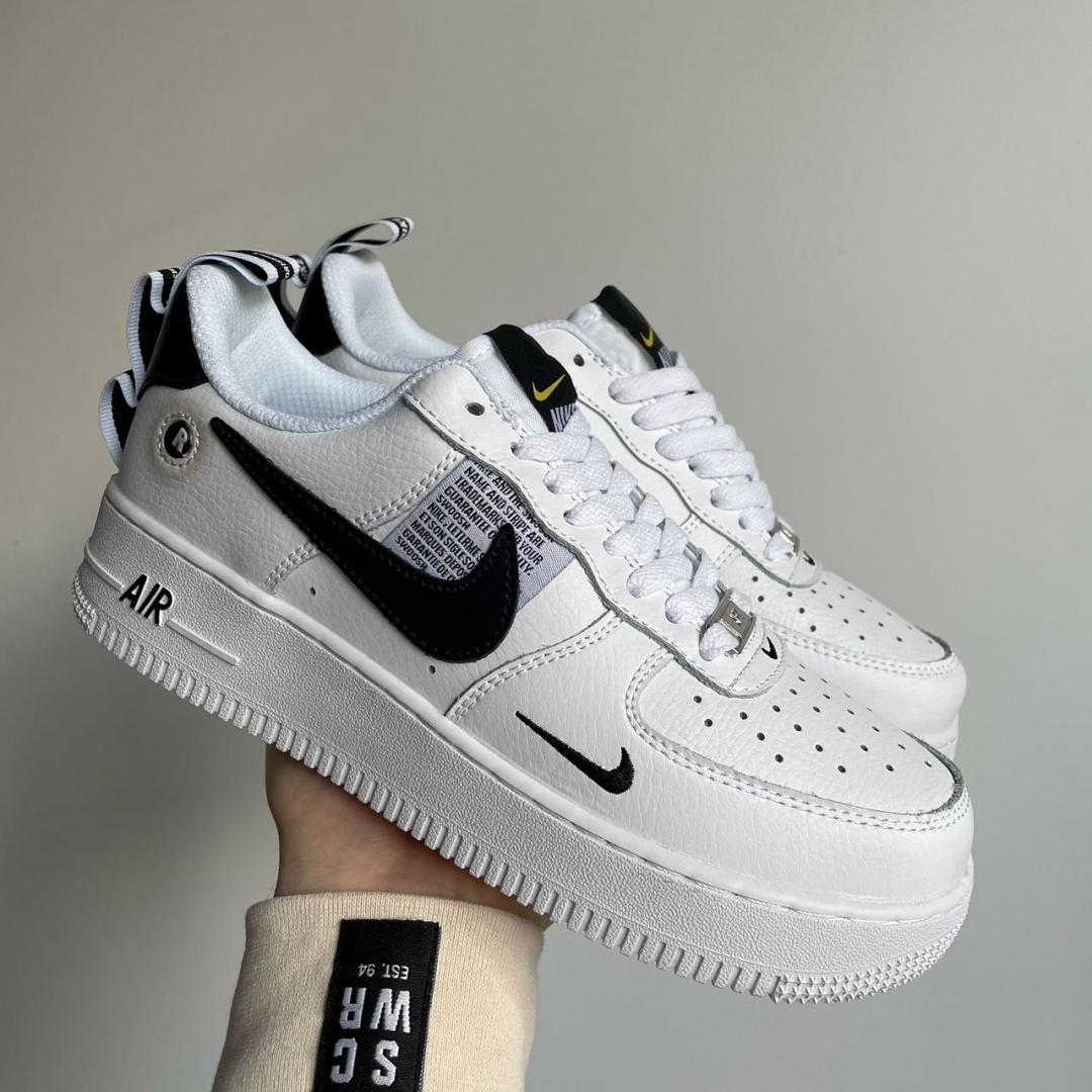 Nike Air Force 1'07 LV8 Ultra White