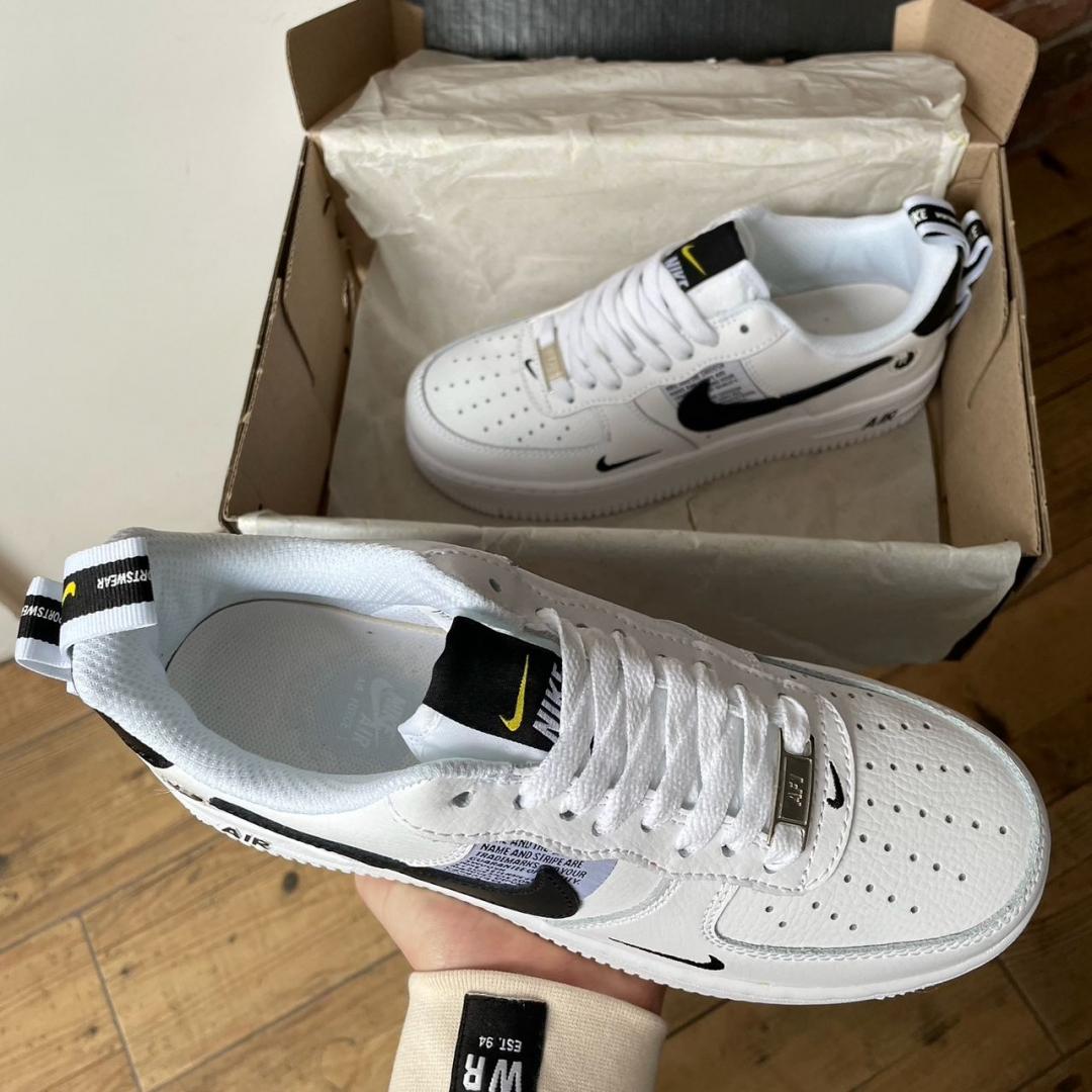 Nike Air Force 1'07 LV8 Ultra White