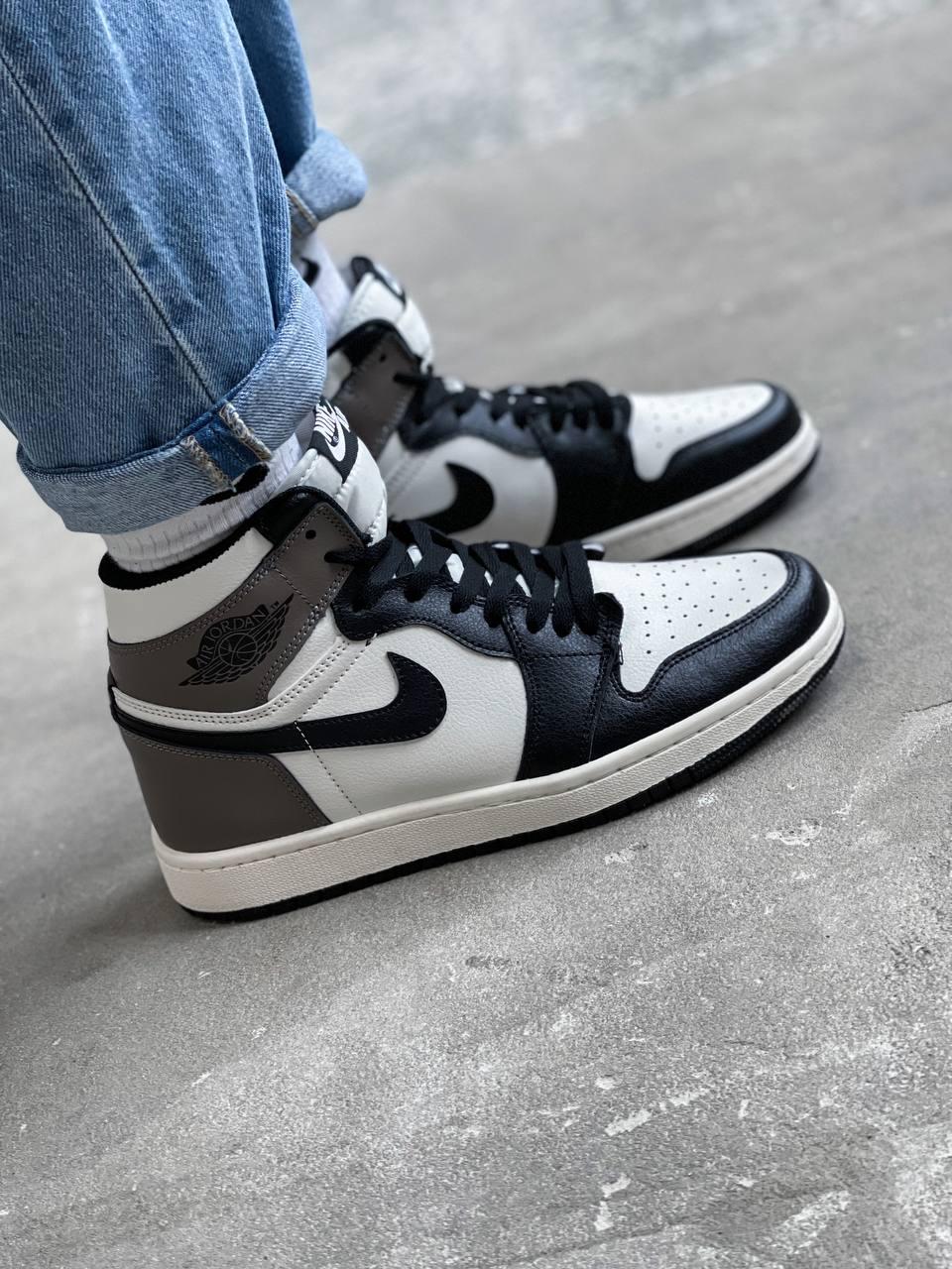 Nike Air Jordan 1 Retro Black White Brown
