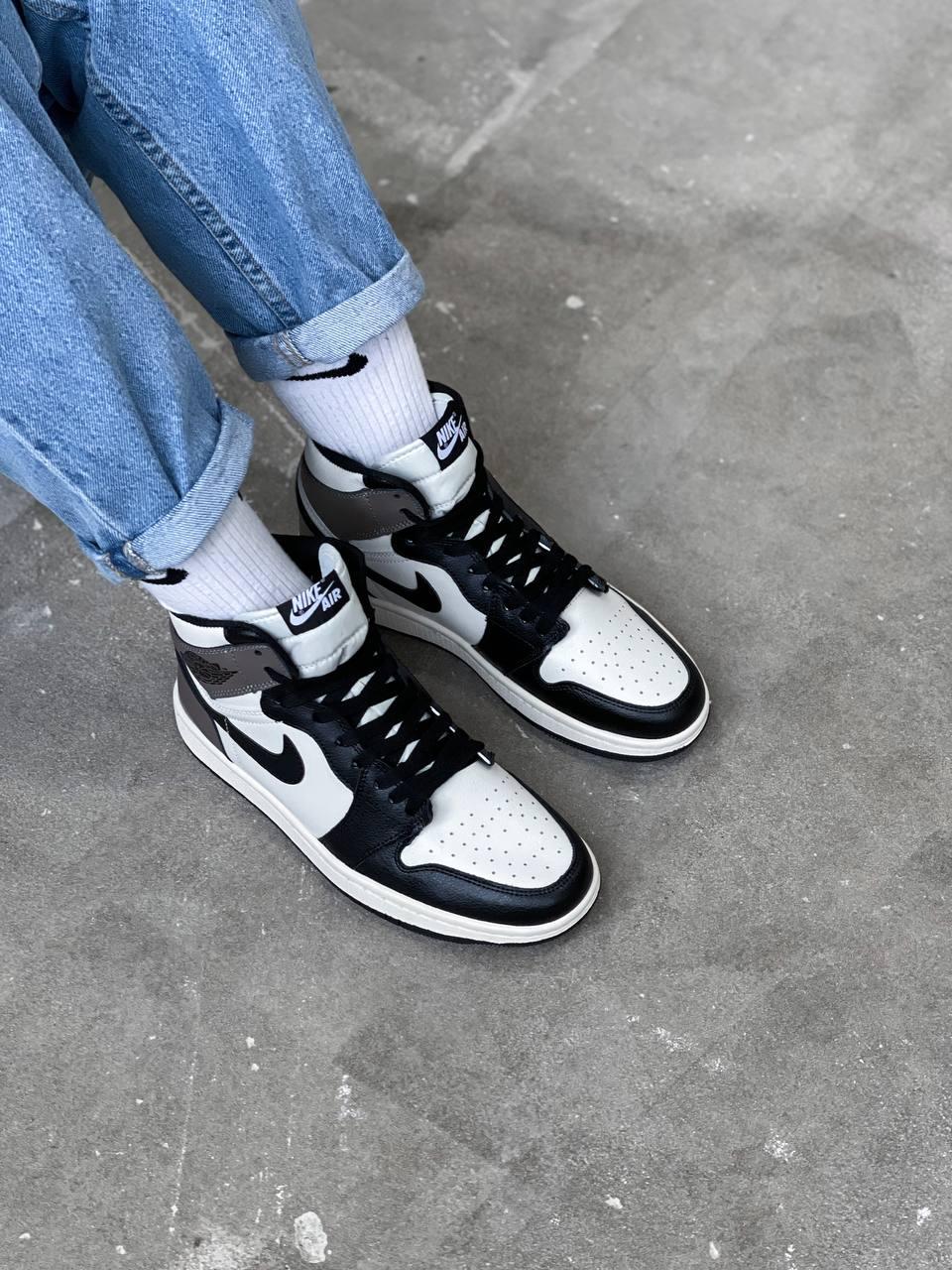 Nike Air Jordan 1 Retro Black White Brown