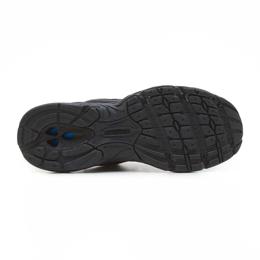 New Balance 530 Black Grey Logo
