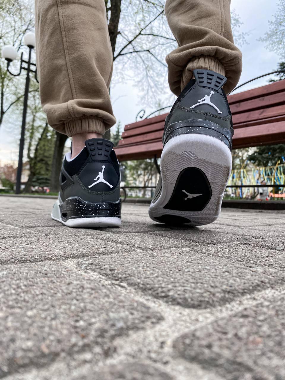 Nike Air Jordan Retro 4 Fear Pack