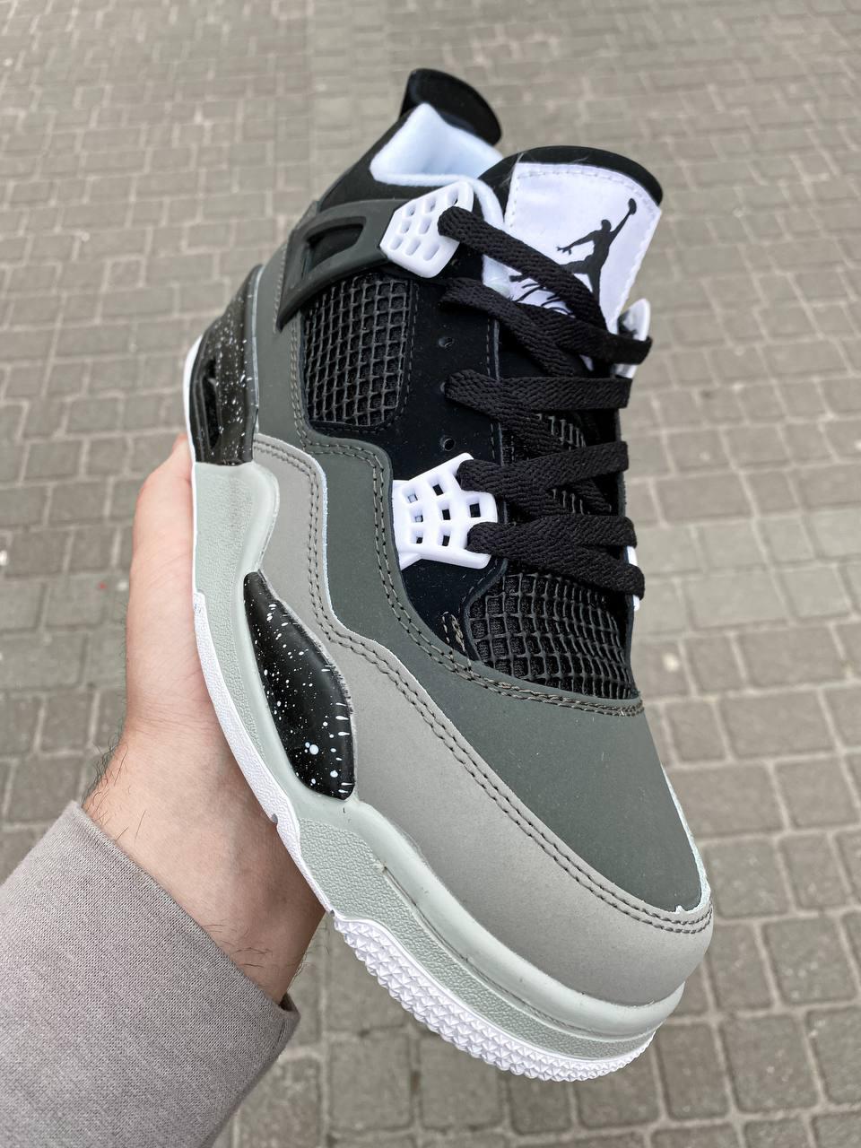 Nike Air Jordan Retro 4 Fear Pack