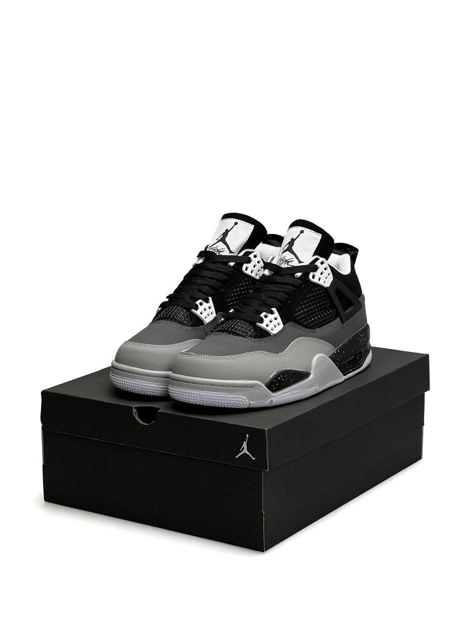 Nike Air Jordan Retro 4 Fear Pack