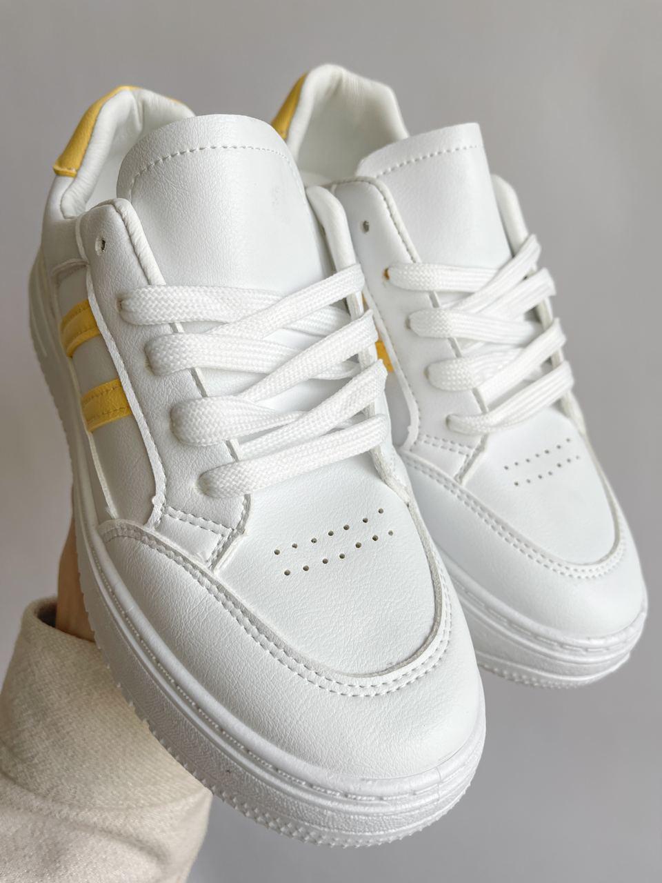 Sneakers Low White Yellow