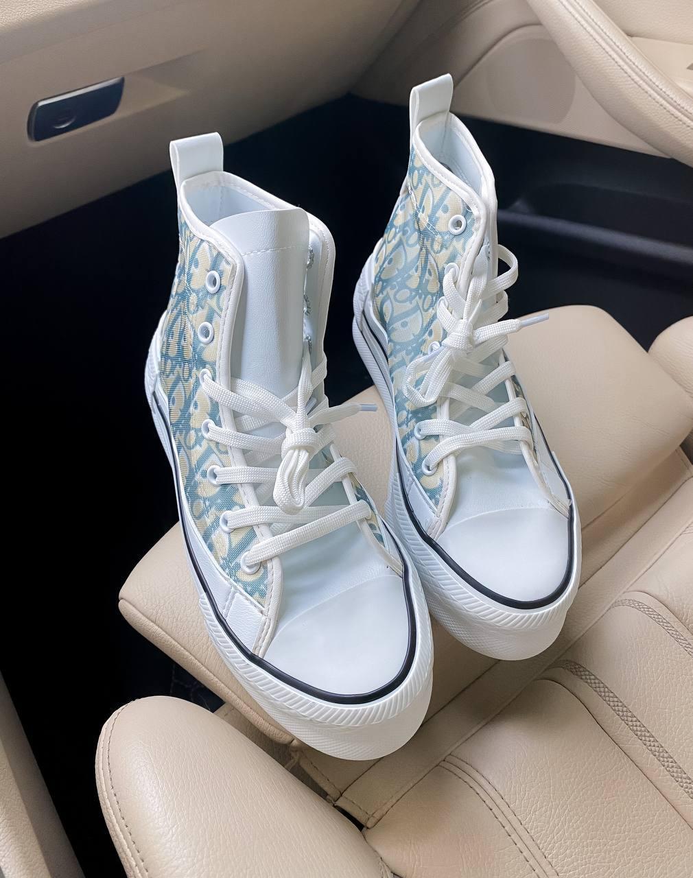 Dior Logo White