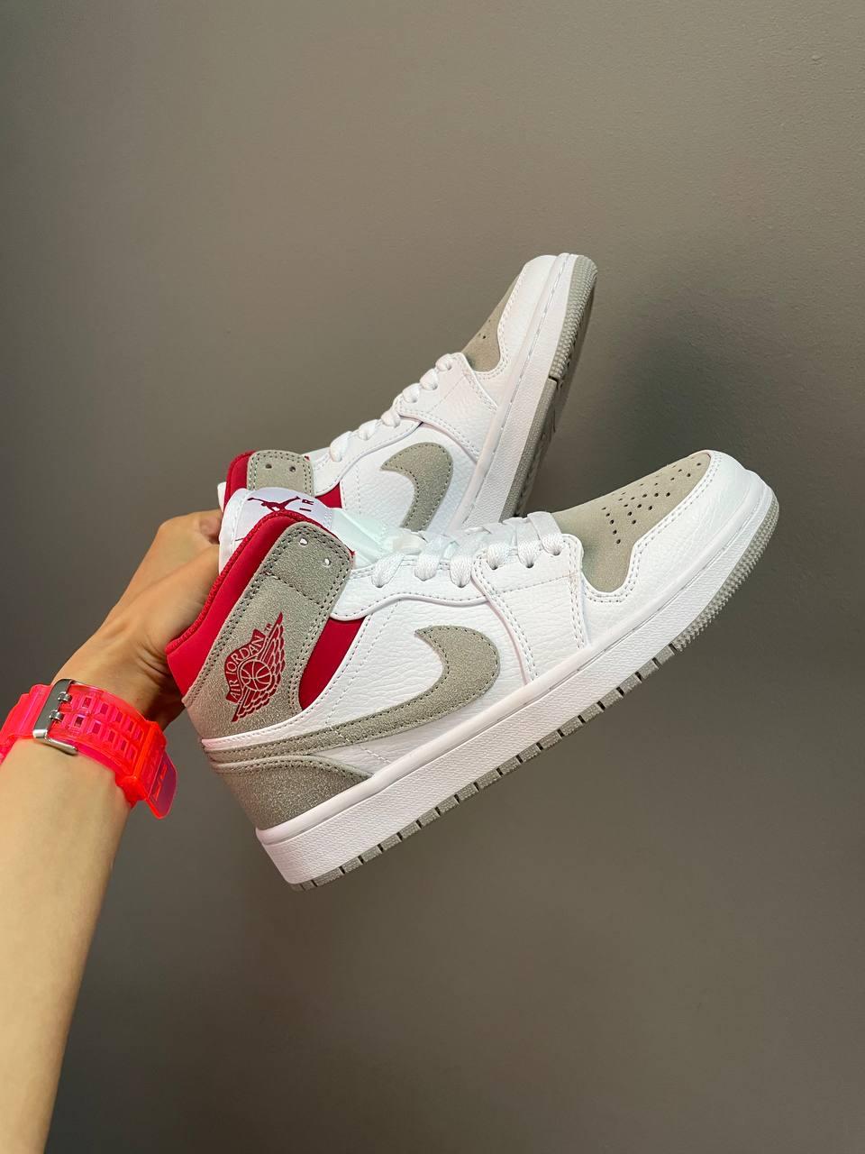 Nike Air Jordan 1 Retro High Wolf Grey Red