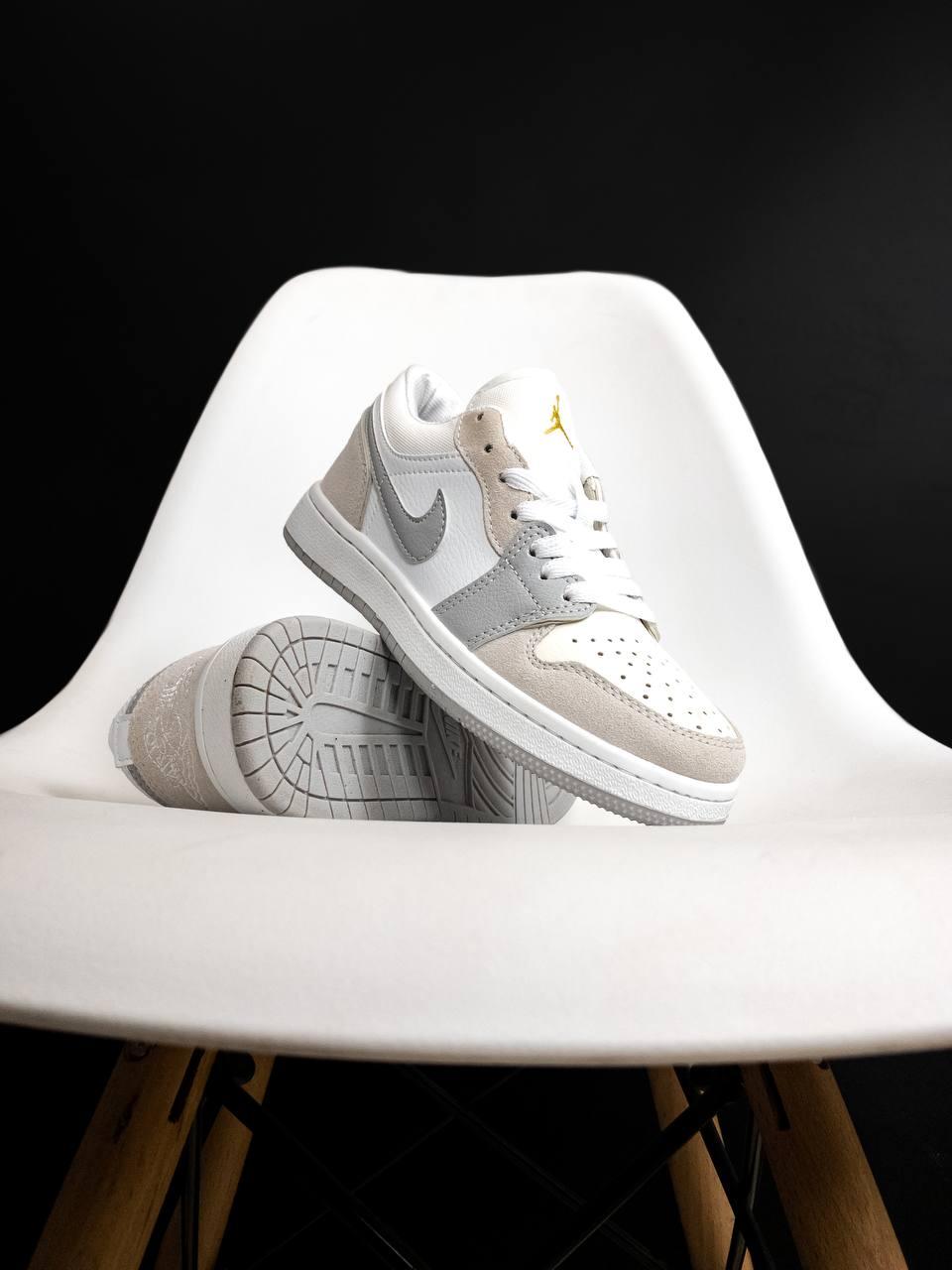 Nike Air Jordan Retro 1 Low Beige Grey White