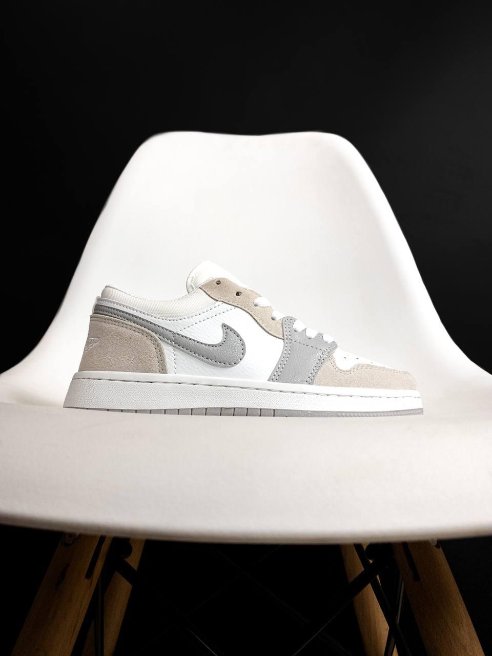 Nike Air Jordan Retro 1 Low Beige Grey White