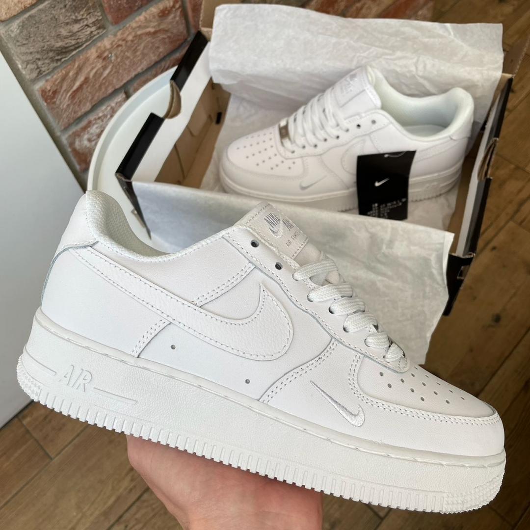 Nike Air Force 1 Mini Swoosh White
