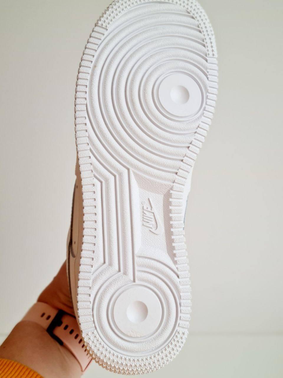 Nike Air Force 1 Mini Swoosh White
