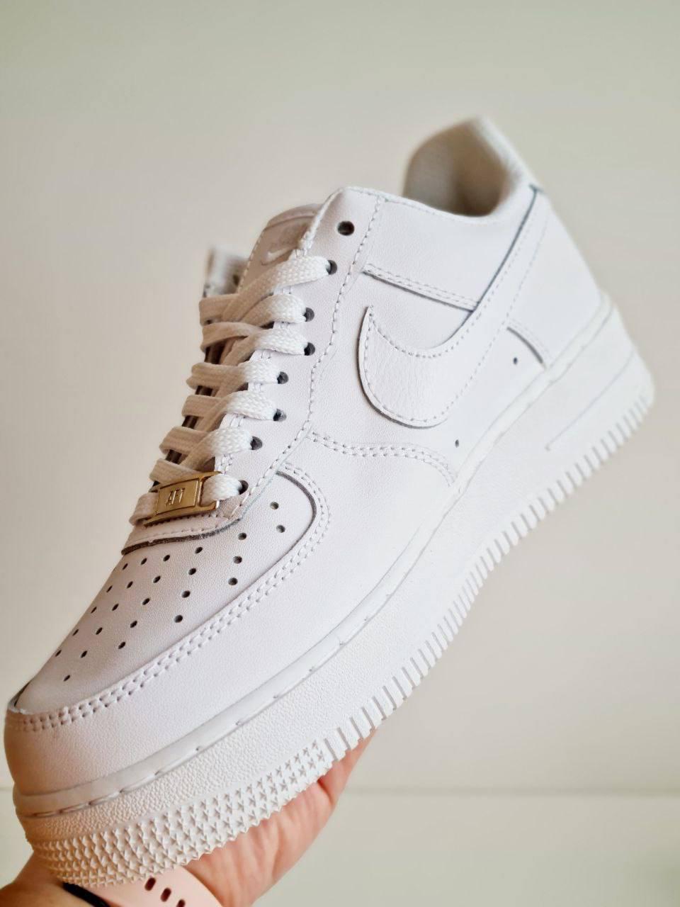 Nike Air Force 1 Mini Swoosh White
