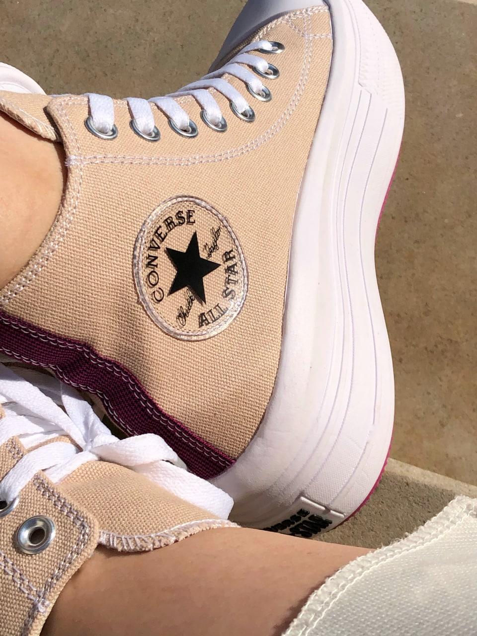Converse Chuck Taylor Move High Beige