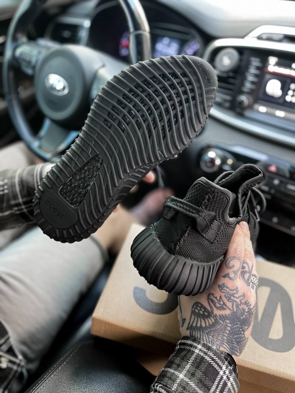 Adidas Yeezy Boost 350 V2 Black