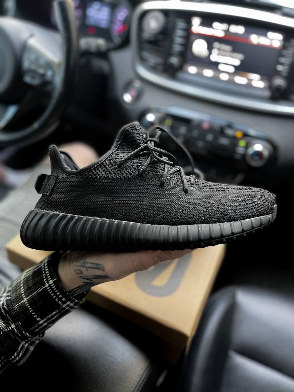 Adidas Yeezy Boost 350 V2 Black