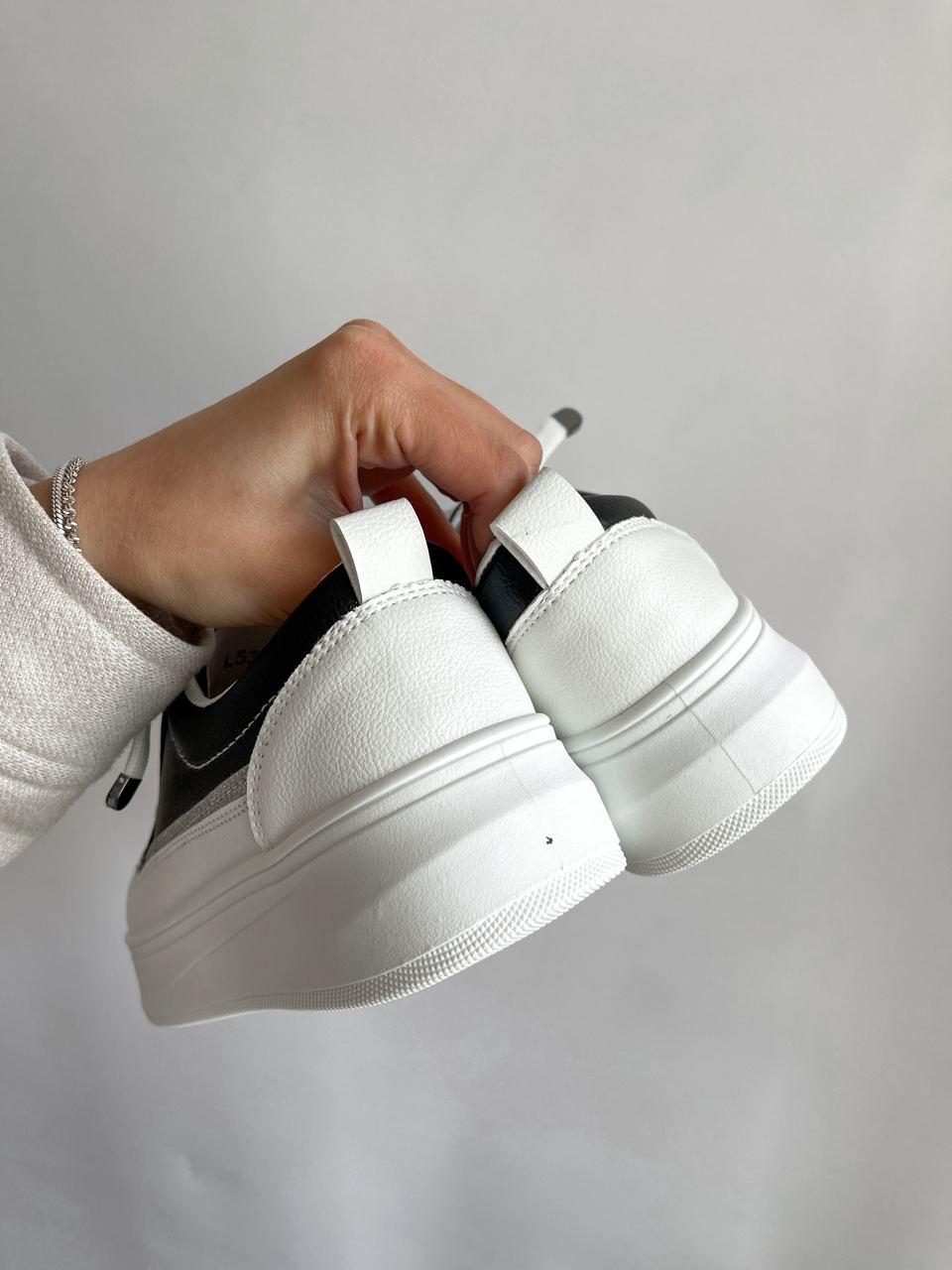 Sneakers White Black