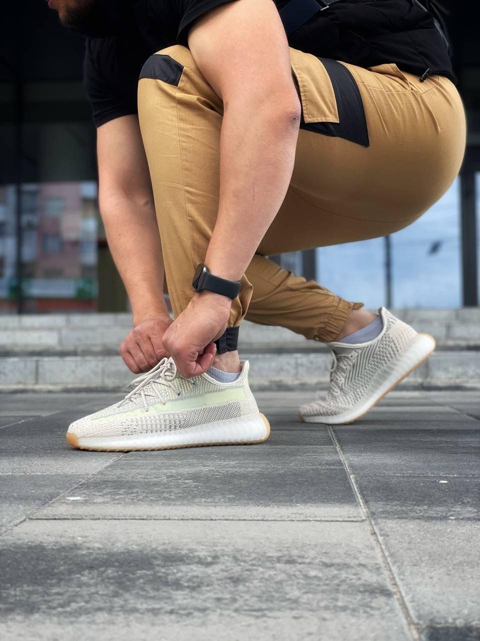 Adidas Yeezy Boost 350 V2 Citrin 2