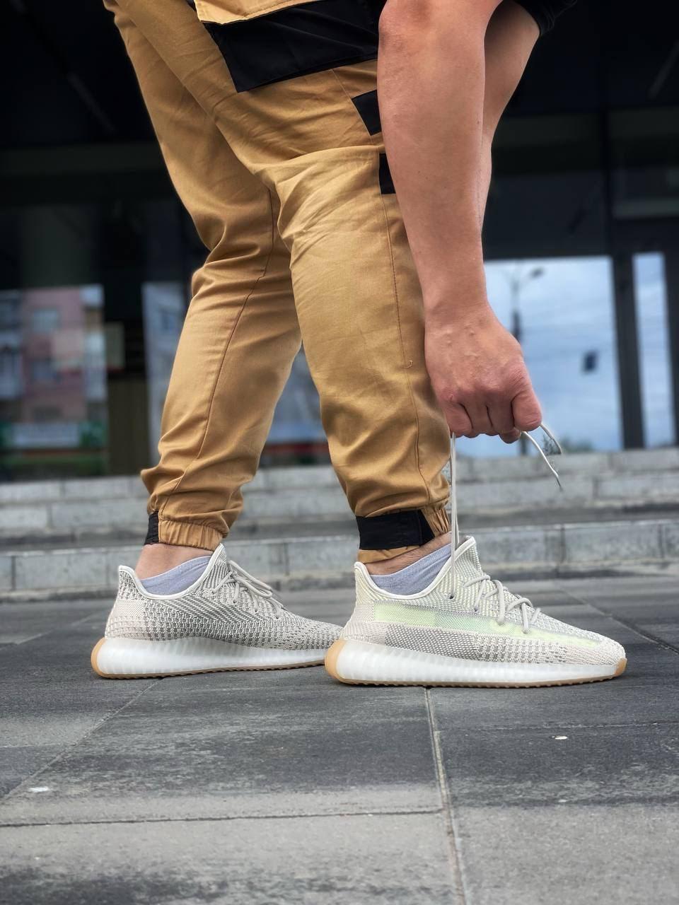 Adidas Yeezy Boost 350 V2 Citrin 2