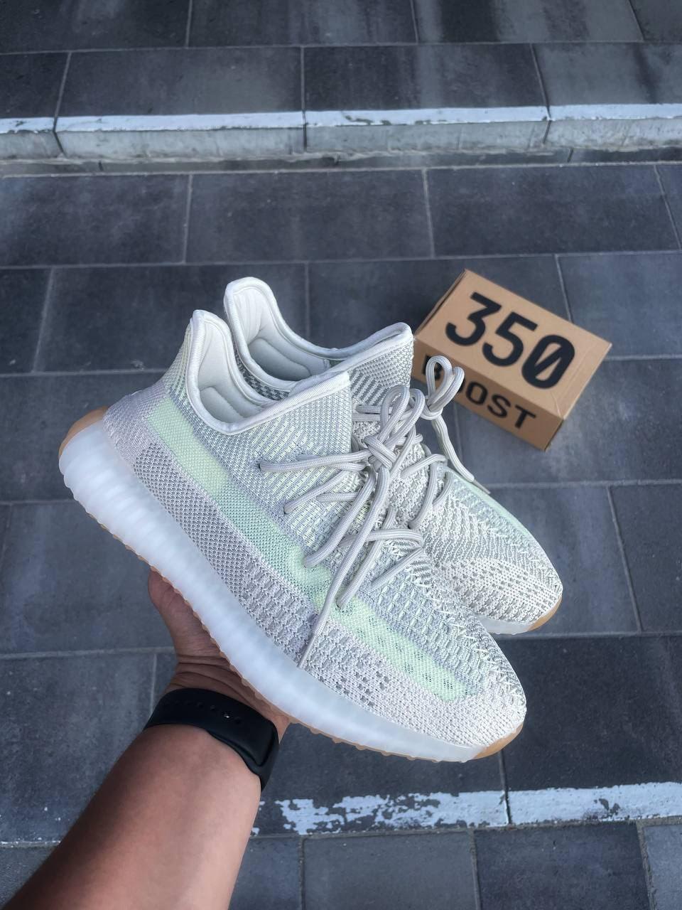 Adidas Yeezy Boost 350 V2 Citrin 2