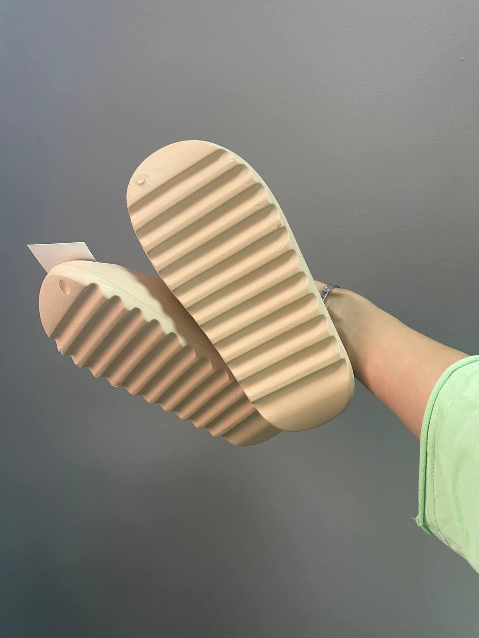 Adidas Yeezy Slide Desert Sand