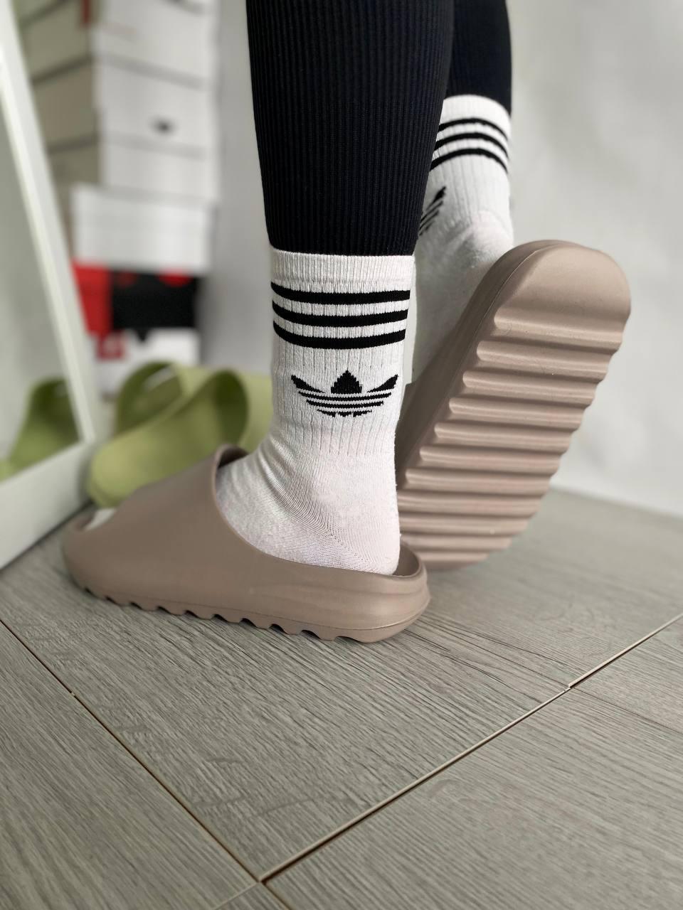 Adidas Yeezy Slide Brown