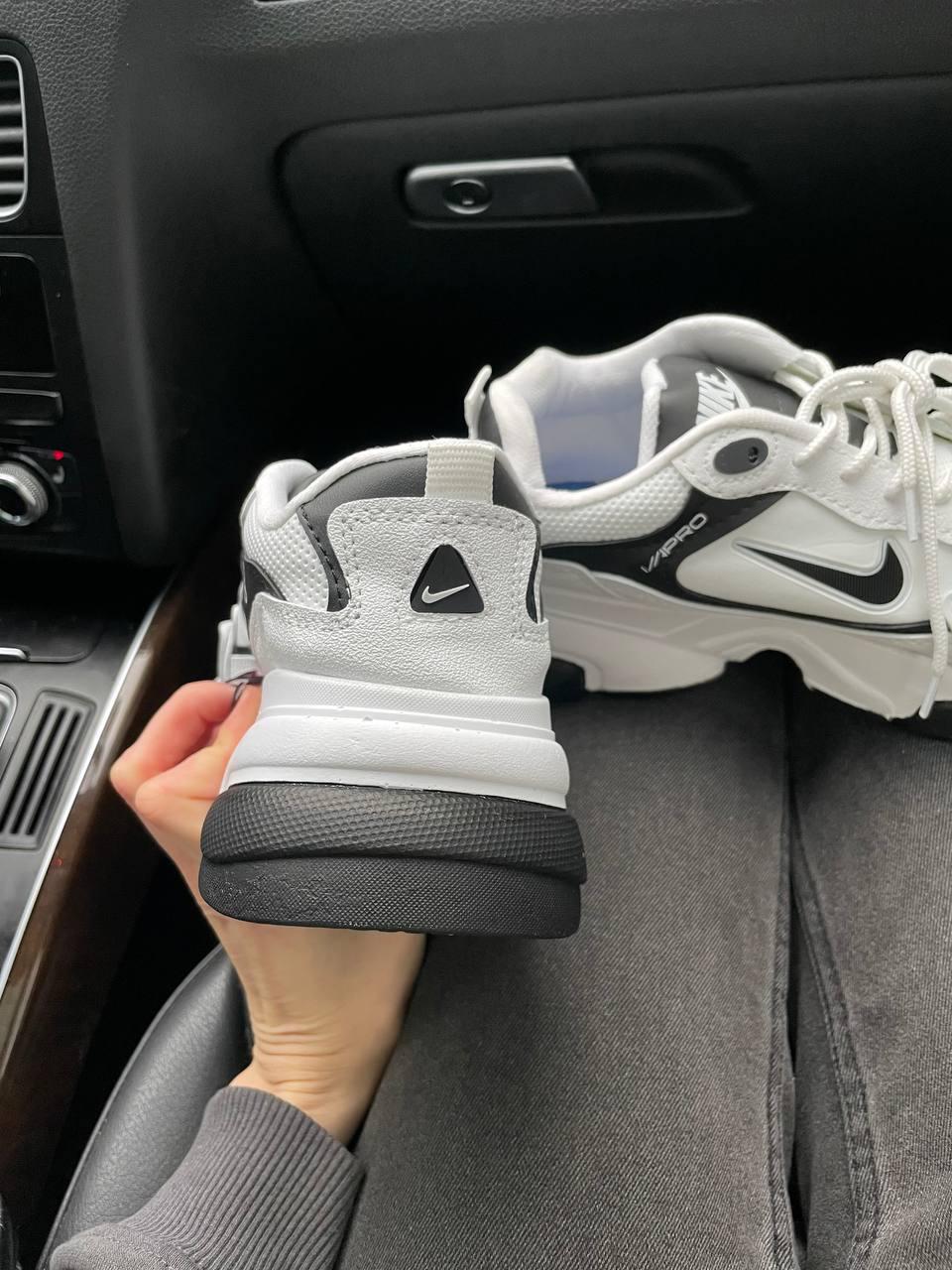 Nike Pro White Black