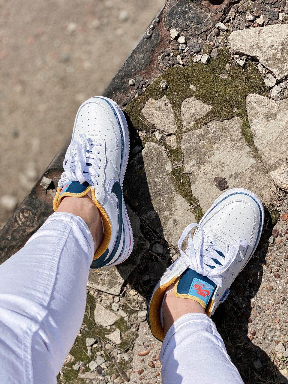 Nike Air Force 1 Swoosh Chain Pack White