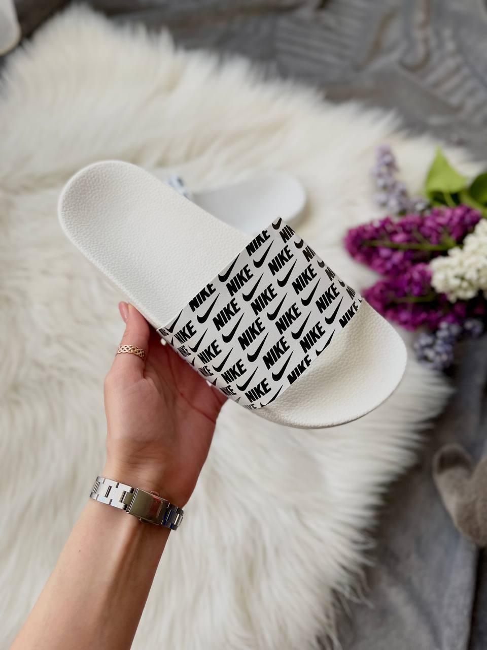 Nike Slides Small Logo White