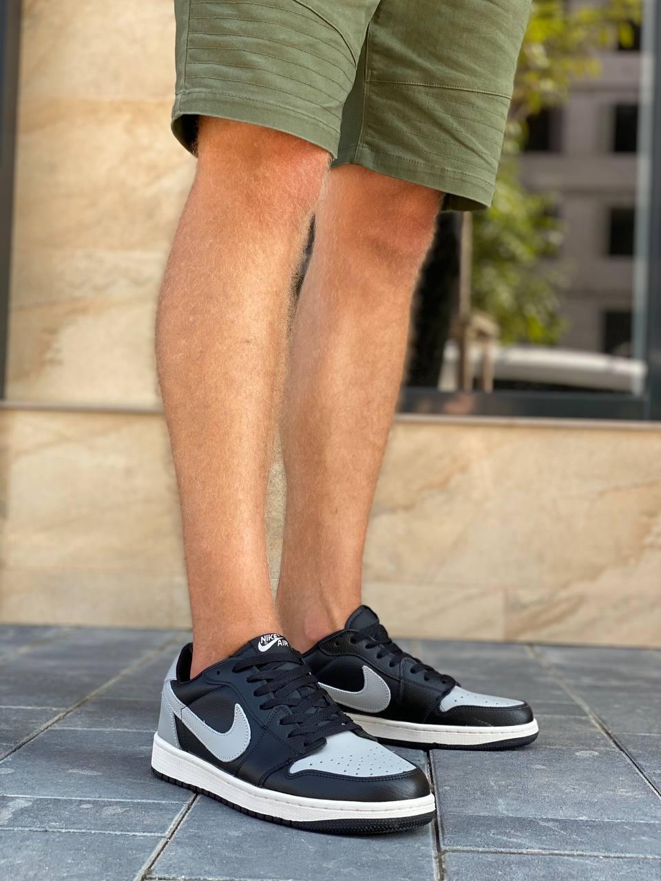 Nike Air Jordan Retro 1 Low Grey White Black 5