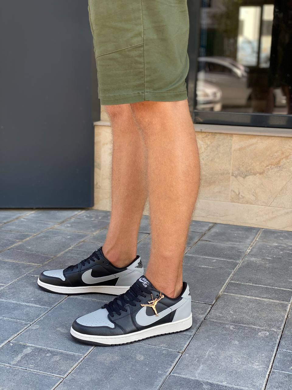 Nike Air Jordan Retro 1 Low Grey White Black 5