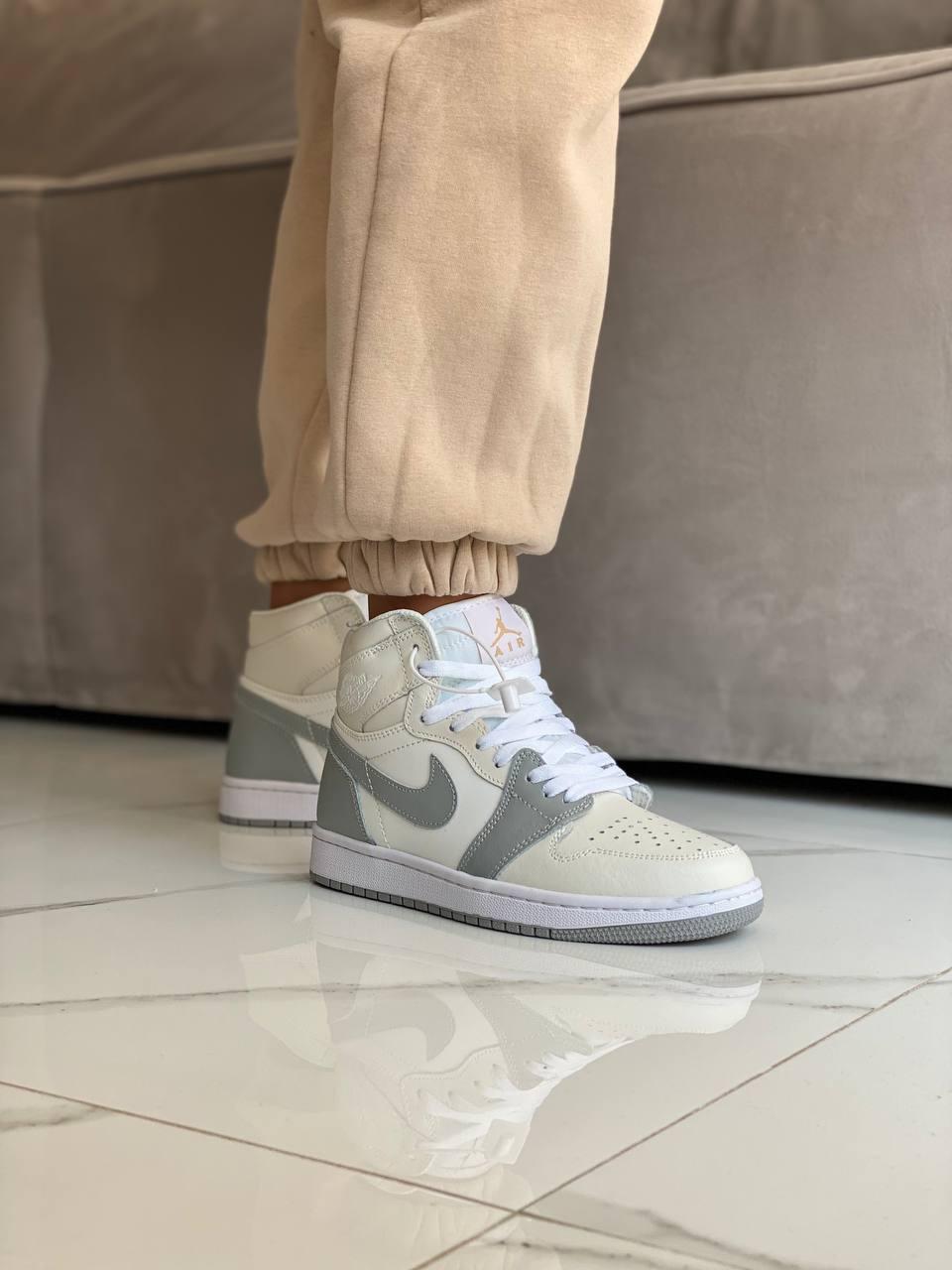 Nike Air Jordan 1 Retro High Grey White
