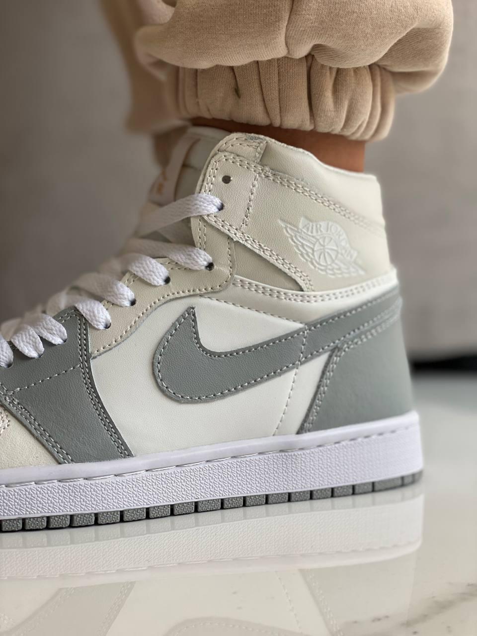 Nike Air Jordan 1 Retro High Grey White