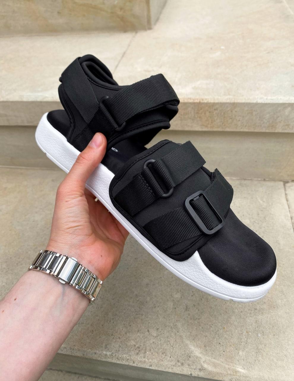 Adidas Black White 1