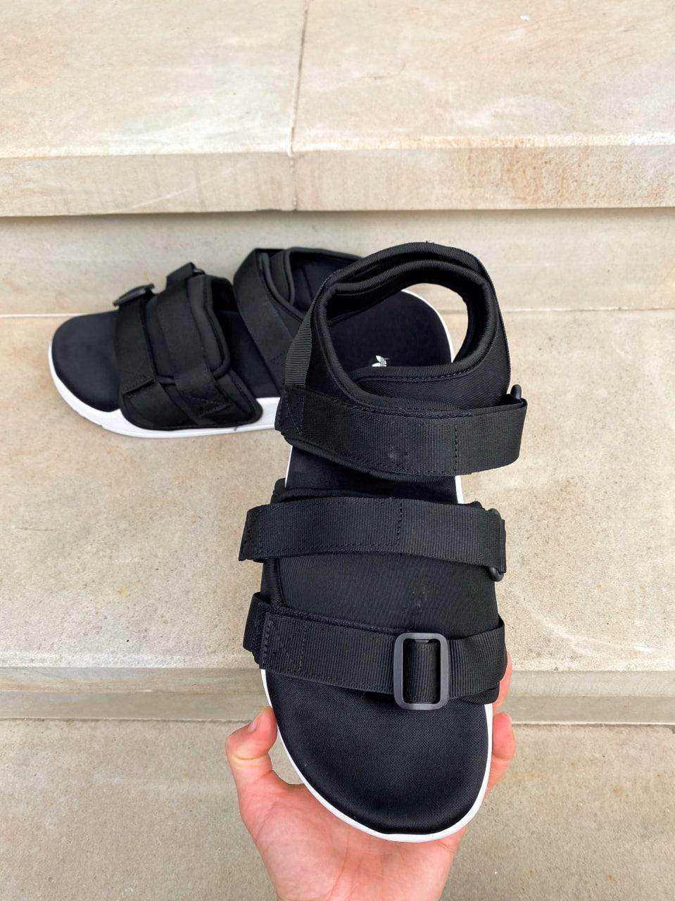 Adidas Black White 1