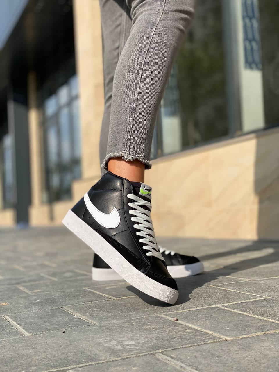 Nike Blazer High Black White