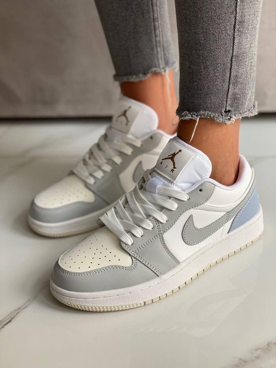 Nike Air Jordan Retro 1 Low White Grey Blue
