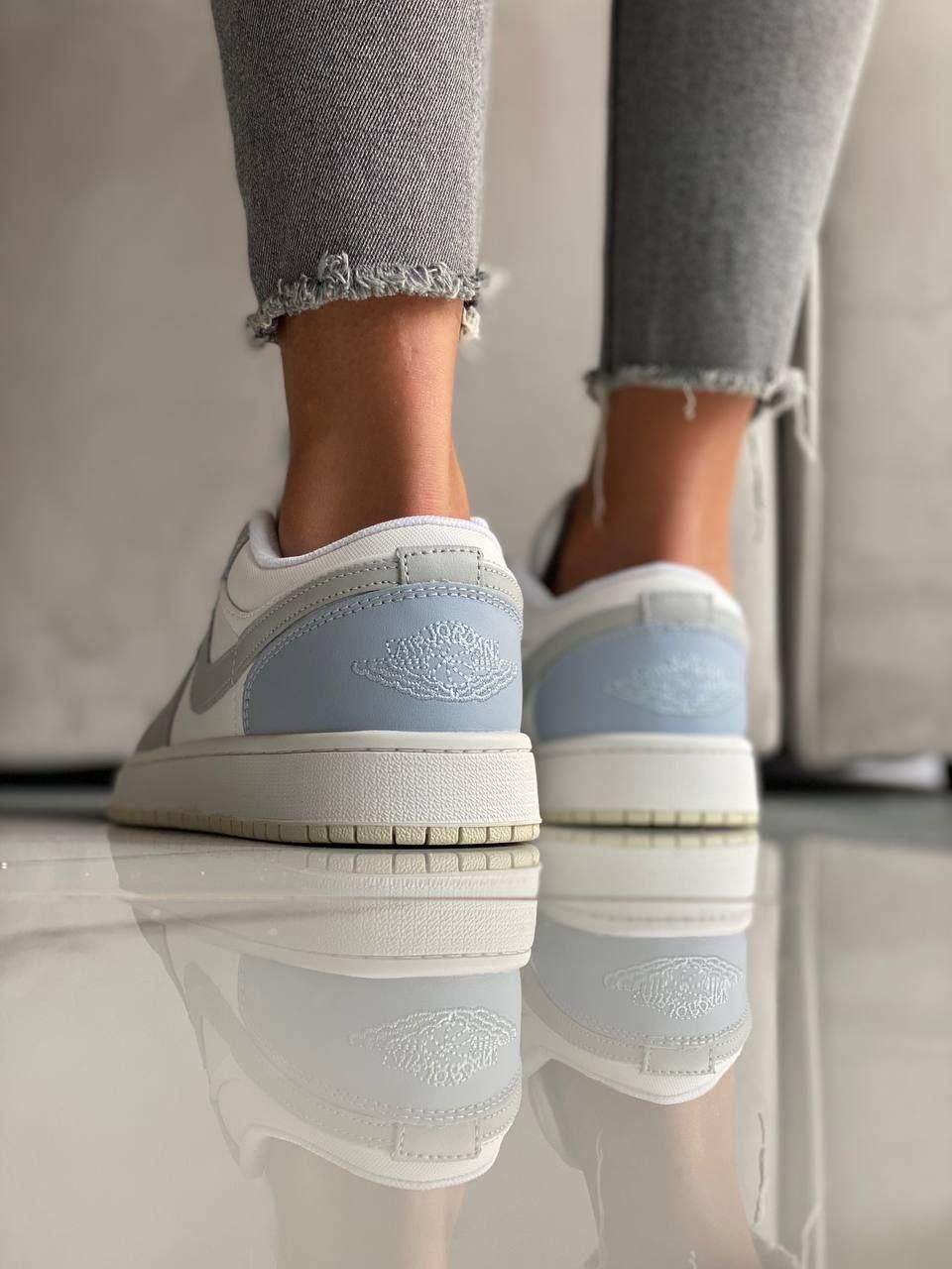 Nike Air Jordan Retro 1 Low White Grey Blue