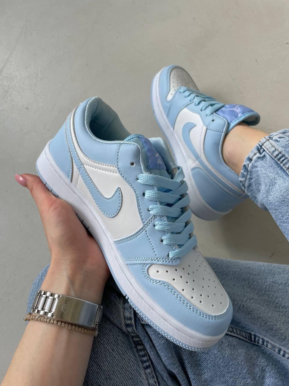 Nike Air Jordan Retro 1 Blue White