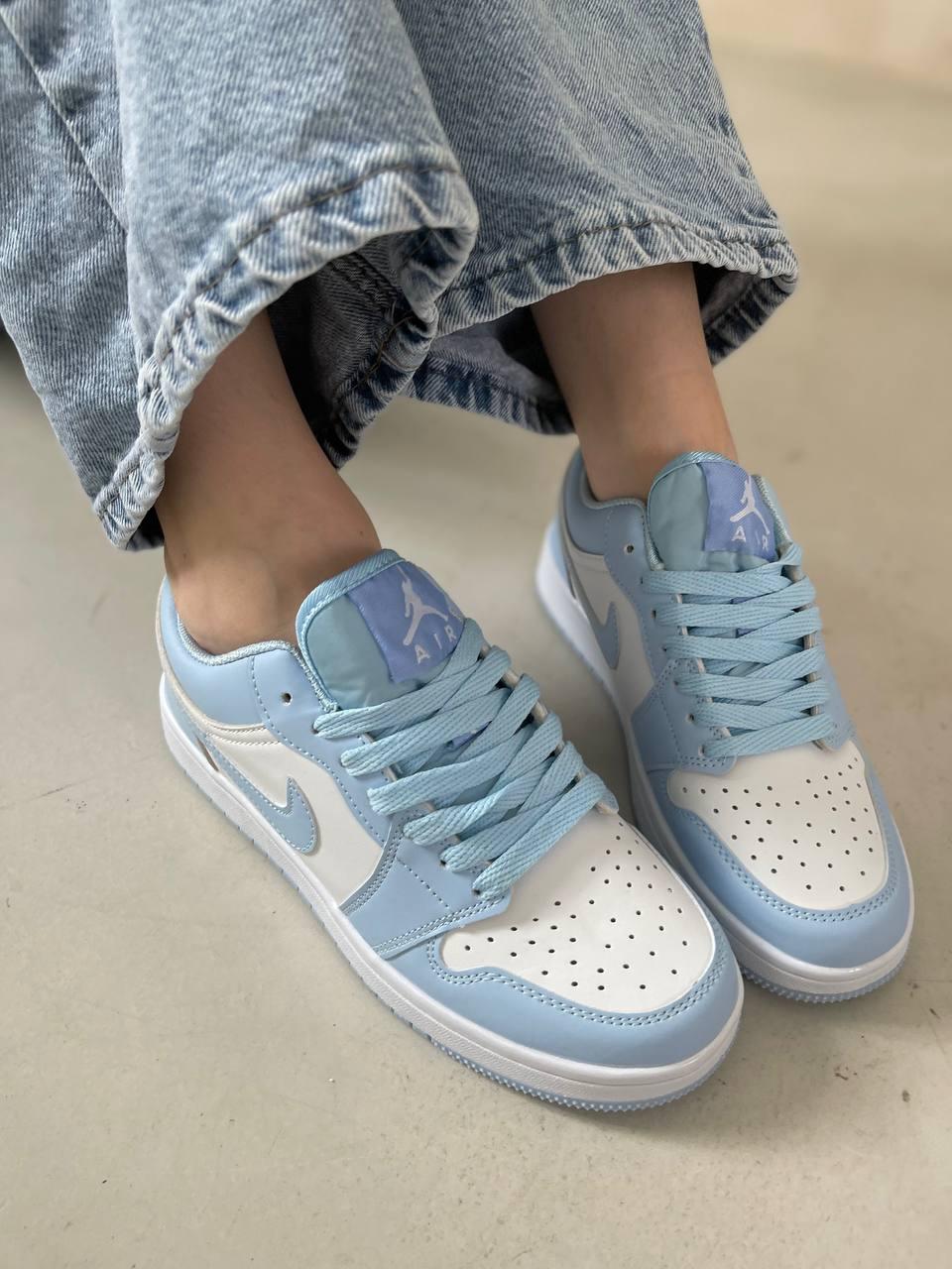 Nike Air Jordan Retro 1 Blue White