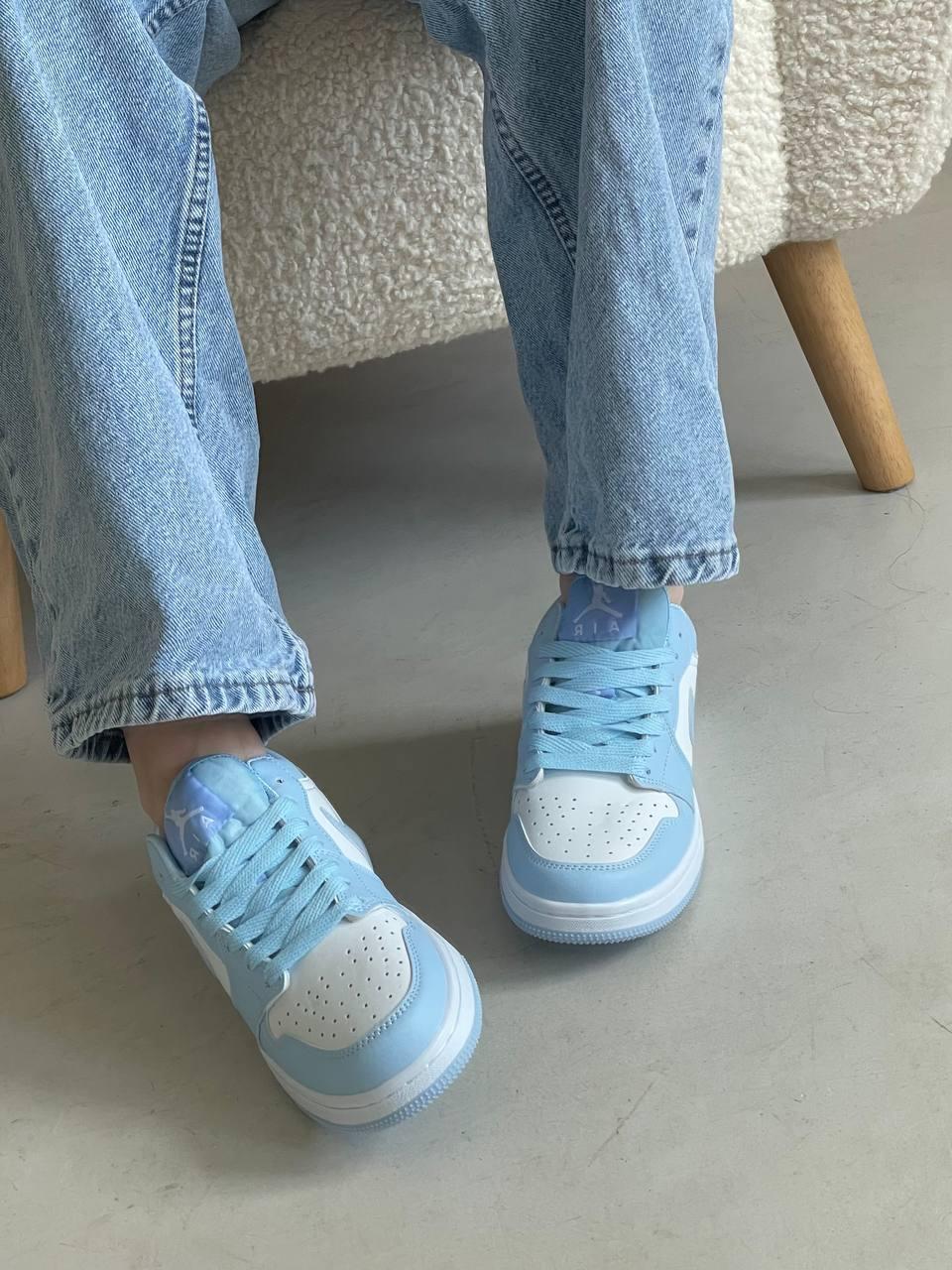Nike Air Jordan Retro 1 Blue White