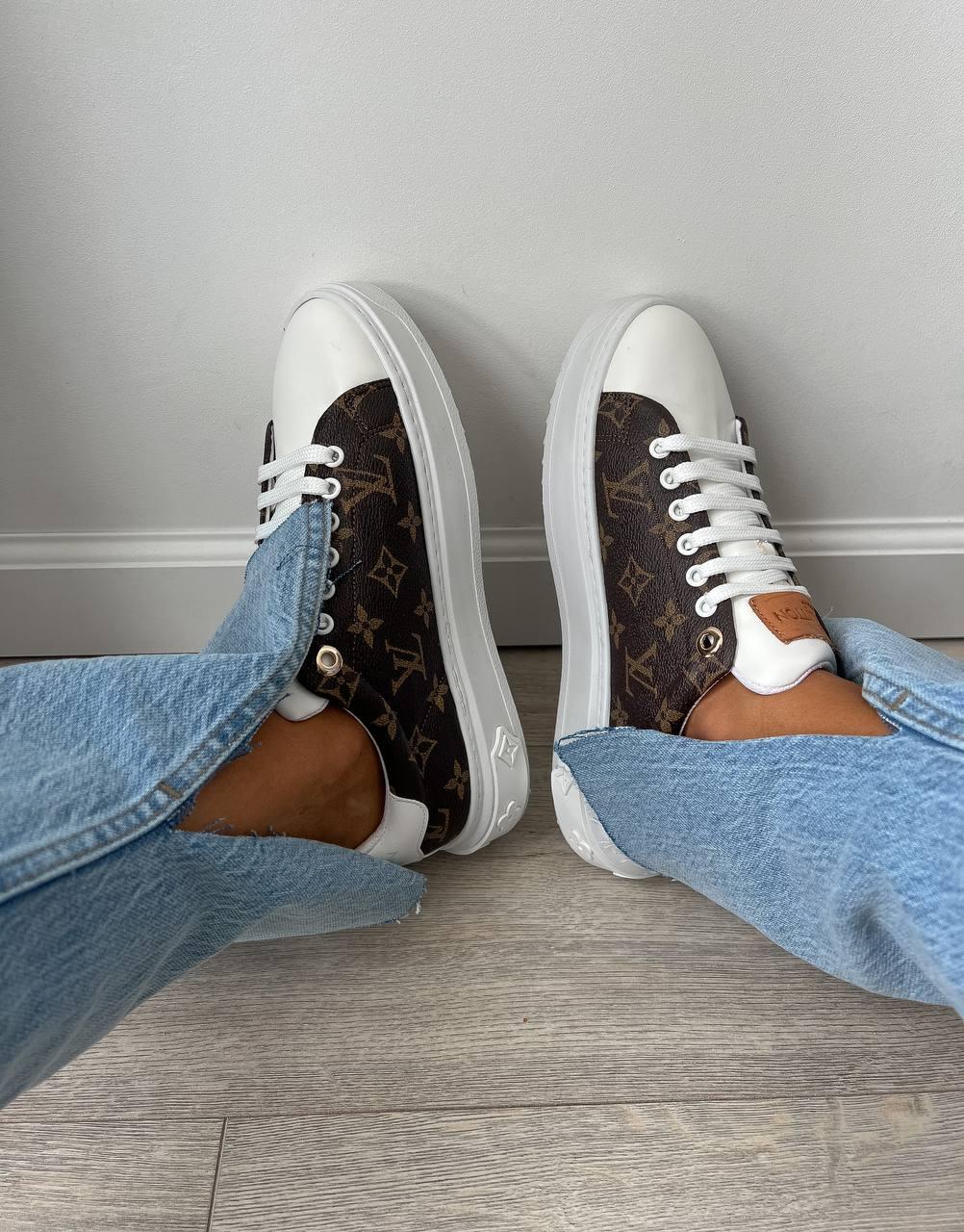 Louis Vuitton Escale Brown