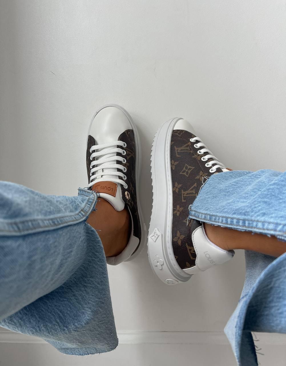 Louis Vuitton Escale Brown