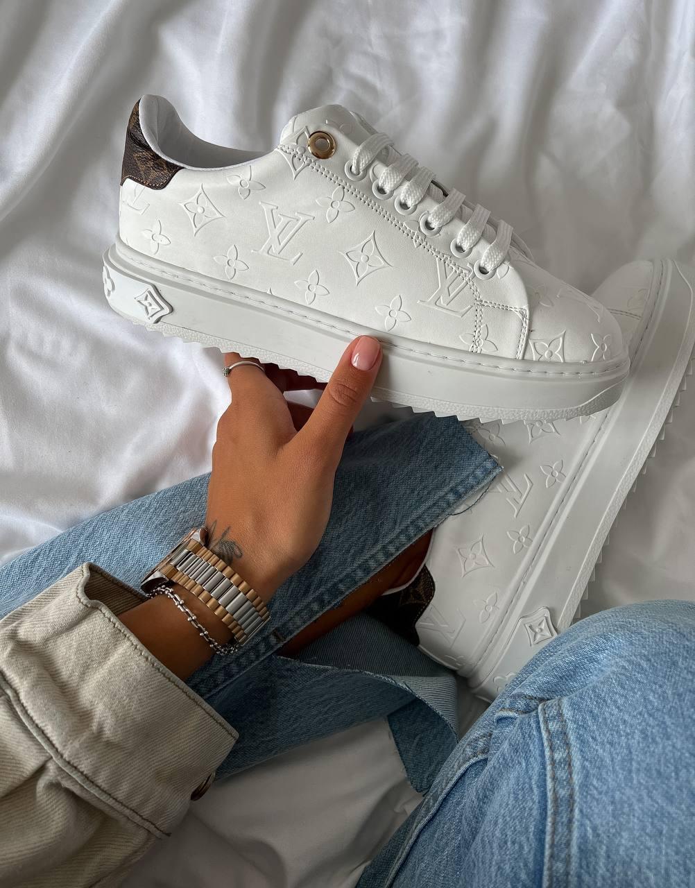 Louis Vuitton Escale White